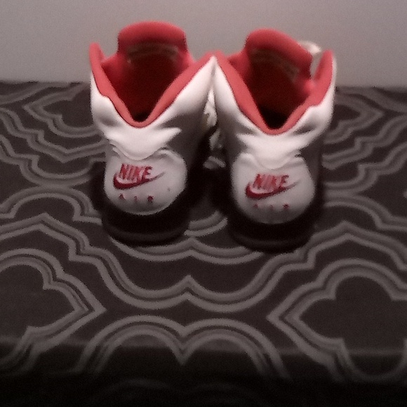 Nike Air Jordans - Picture 4 of 4